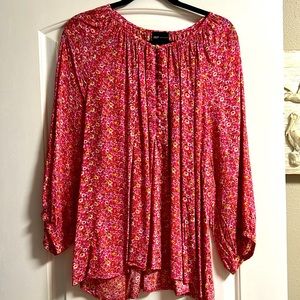 Beautiful pink and orange floral shirt!